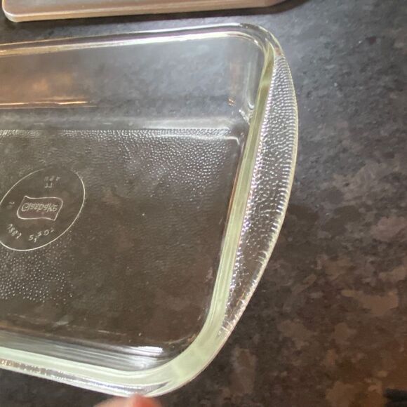 Vintage Roses Embossed Aluminum 2.5 Qt Covered Casserole - Picture 10 of 12